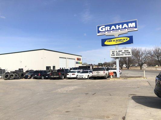 Exterior of Graham Tire Norfolk