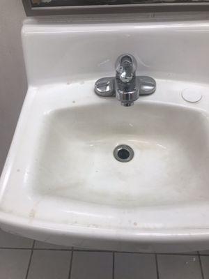 Dirty sink