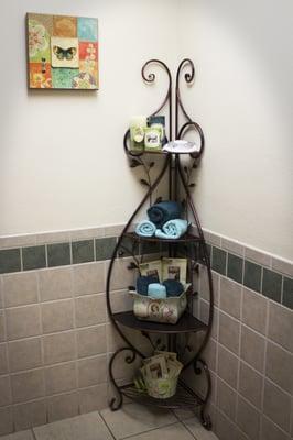 Legend Oaks Healthcare and Rehabilitation - Sonterra Spa Style Bathrooms