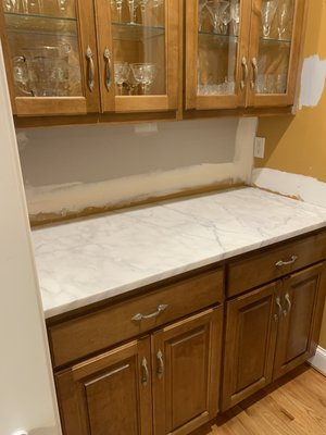 Butler's pantry -Marble