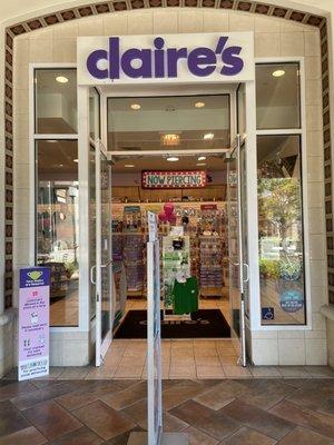 Claire's