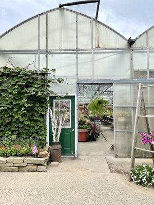 Bos Greenhouse & Farm