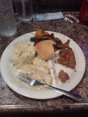 I always dig in and forget to take the picture... Meatloaf and chicky noodles