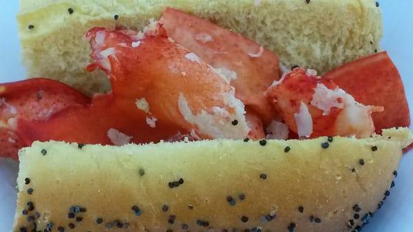 Lobster roll