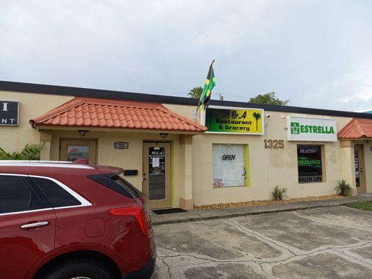 M & A Caribbean Restaurant & Grocery