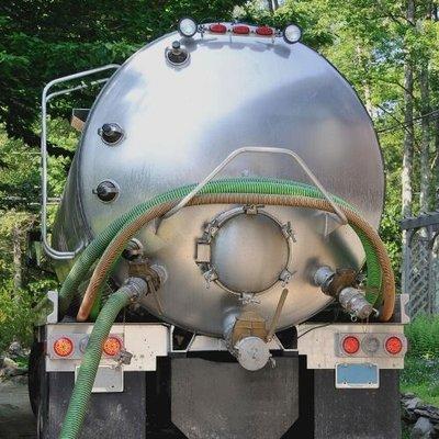 We provide prompt, clean, and reliable used cooking recycling service.