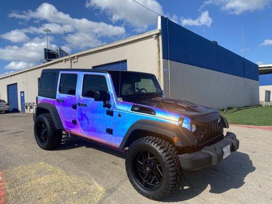 Neo chrome Jeep