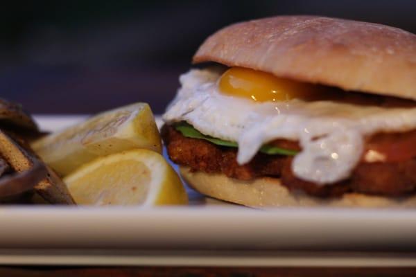 Milanesa sandwich