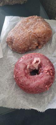 Apple fritter (top) and red velvet (bottom)