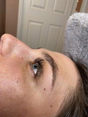 Demi Hybrid Lash Extensions