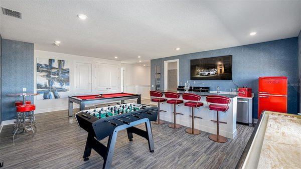 In-home bar and game room