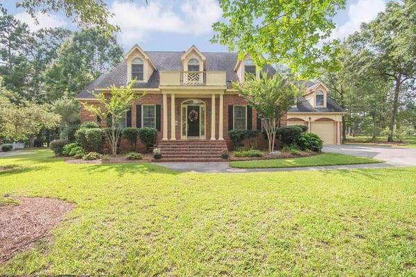 Executive Home - 4536 SqFt, 4BR, 4BA, on Hole 2 Fairway