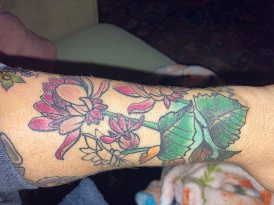 Dahlia tattoo, courtesy of Anthony Stewart