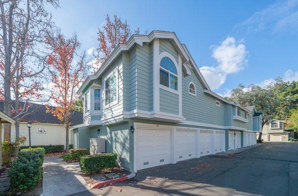 Aliso Viejo, CA - Canyon Villas. Represented seller.