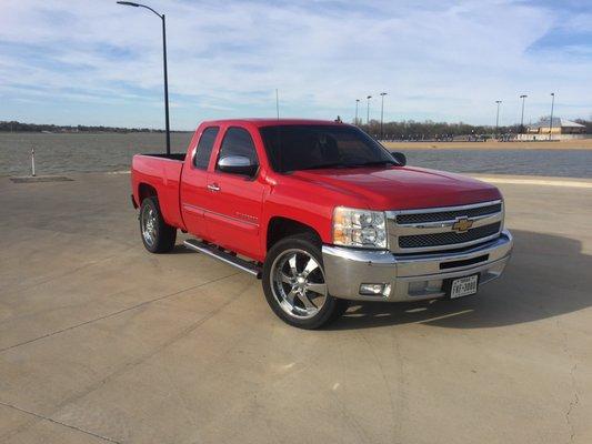 Norman did the front end and suspension repairs on this truck after an accident, looks like brand new after he completed the job!