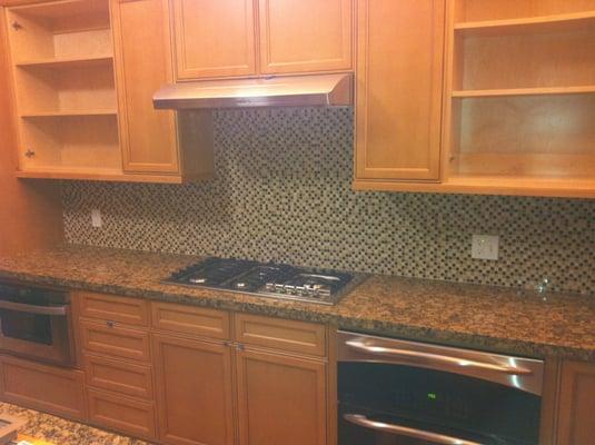 NEW KITCHEN REMODEL IN LAFAYETTE CA. WE DID ALL THE CABINETS, BACKSPLASH. SET ALL APPLIANCES