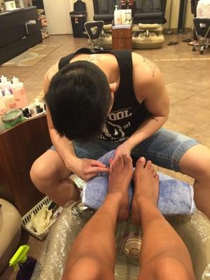 That's Bill doing my Toes! He is the best!!!