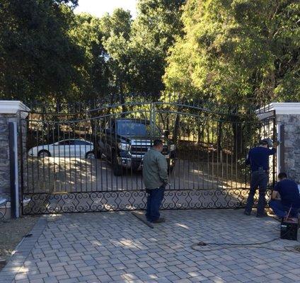 Bay Area Automatic Gates & Fences - Burlingame