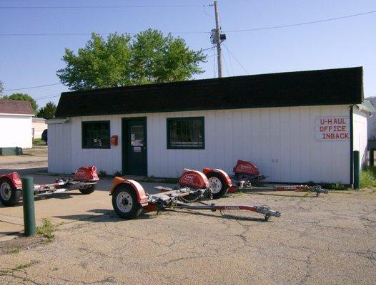 U-Haul Neighborhood Dealer