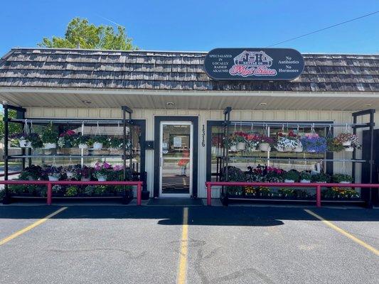 J-H Cattle And Meat Store