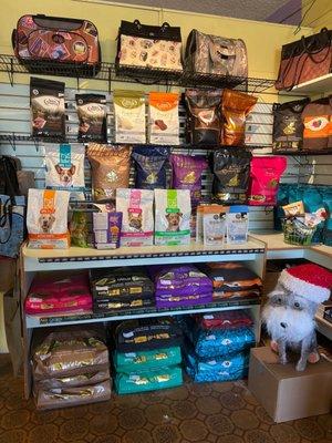 Great selection of Fromm kibbles which is hard to find