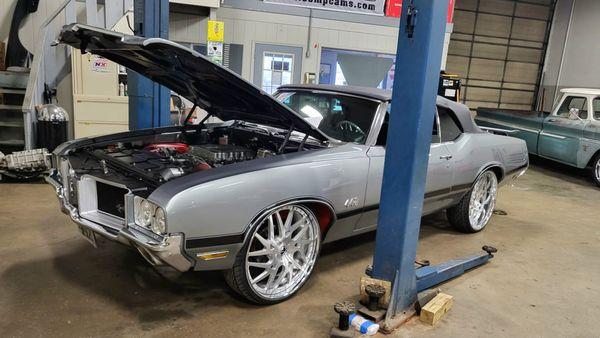 Rearend work on Cutlass 442 w/ LT