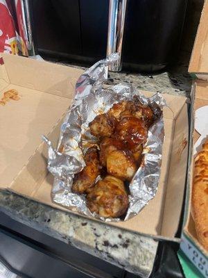 Barbecue wings