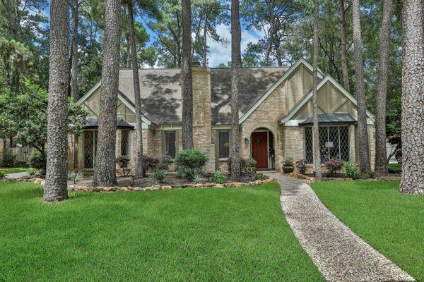 2115 Laurel Hill Drive-Located in Kingwood and currently on the market!