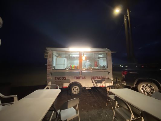 My guy is off I-35 in the parking lot of the Silverado Event center! Closed Sunday & Mondays (BY FAR the BEST taco truck in Lytle)