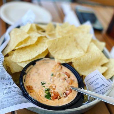 Seafood queso