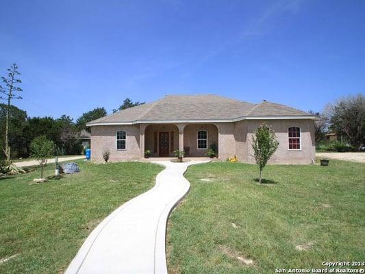 I was able to help a big family find their own little piece of privacy out in the hill country!