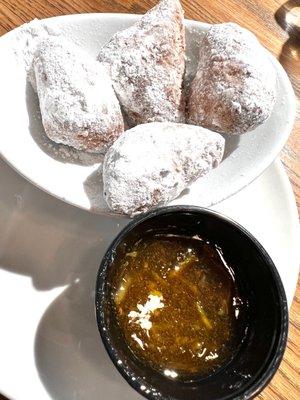 Biscuit Beignets