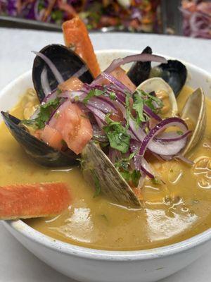 Sopa de Mariscos
 seafood soup