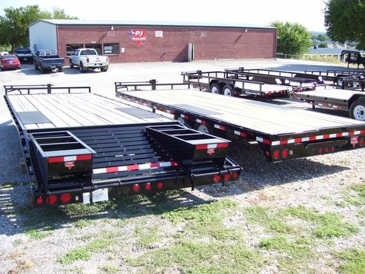 let us help you with your next trailer !