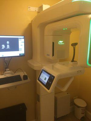 Green CT Scan provide a superior image with detail about bone and gum tissue. 
Ultra Low X-Ray dose.