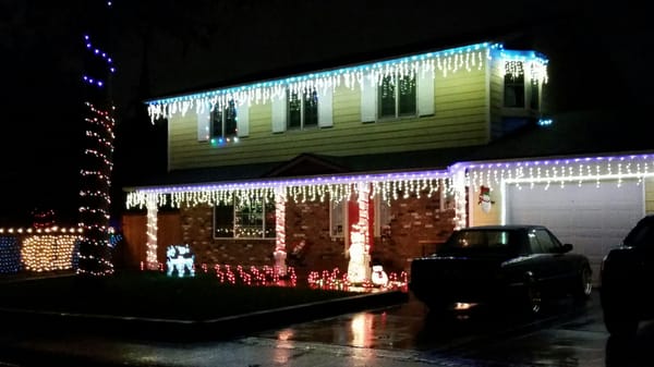 Fir Grove Neighborhood Lights with Volunteers of America