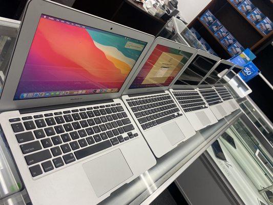 MacBooks