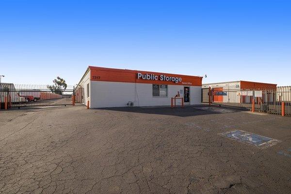 Public Storage