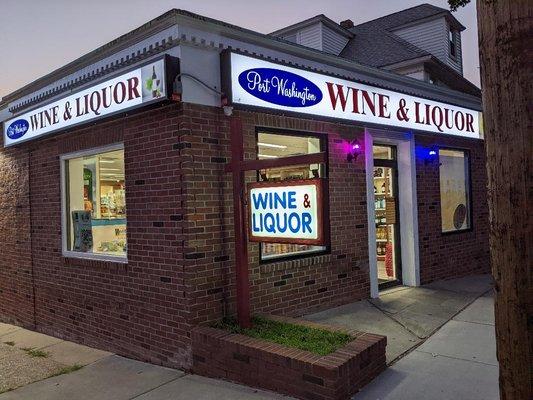 Port Washington Wine & Liquor