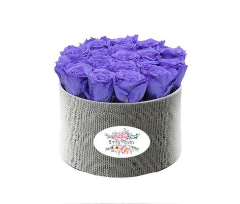 Nice preserved Roses in hatbox. 17-20 stems. Price range from 199,99$