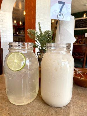 Agua de Limon y Horchata