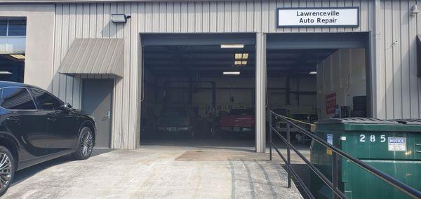 Lawrenceville auto repair services entrance