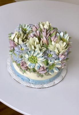 Gorgeous cake reminds me of Monet'a Water Lilies!!!