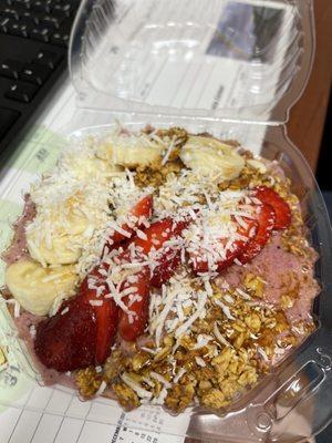 Açaí bowl was delicious and made fresh!!