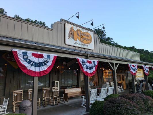 Cracker Barrel, Harriman