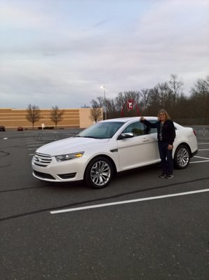 2018 Ford taurus