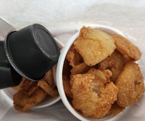 A couple of delicious small onion chips and dips. So good.