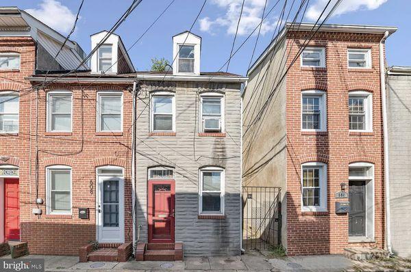 SOLD. Buyer agent in Fells point!