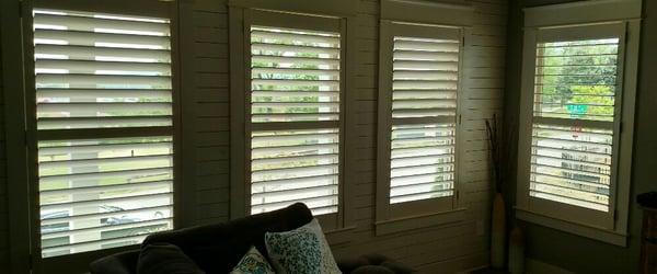 3 1/2" Plantation Shutters