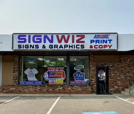 Sign Wiz Signs & Graphics & Biz Wiz Print & Copy